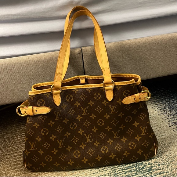Louis Vuitton Handbags - Louis Vuitton monogram shoulder bag